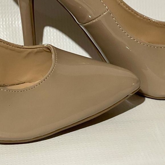 Wild Diva Taupe Patent Heels - Picture 7 of 13